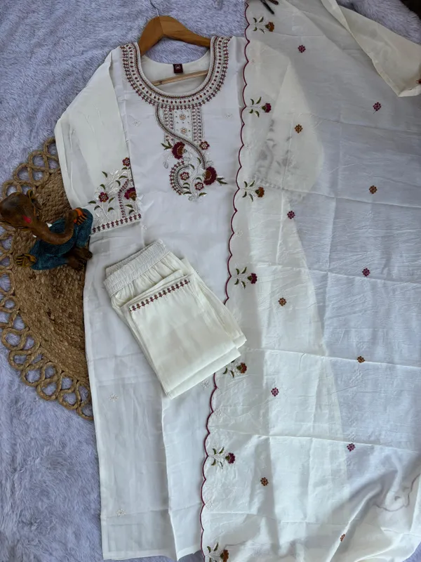 White_Roman_Silk_Embroidery_Kurti_With_Pant_And_Dupatta_For_Women