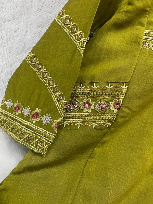 Mehendi_Green_Viscose_Silk_Anarkali_Kurti_With_Palazzo_Dupatta_For_Women