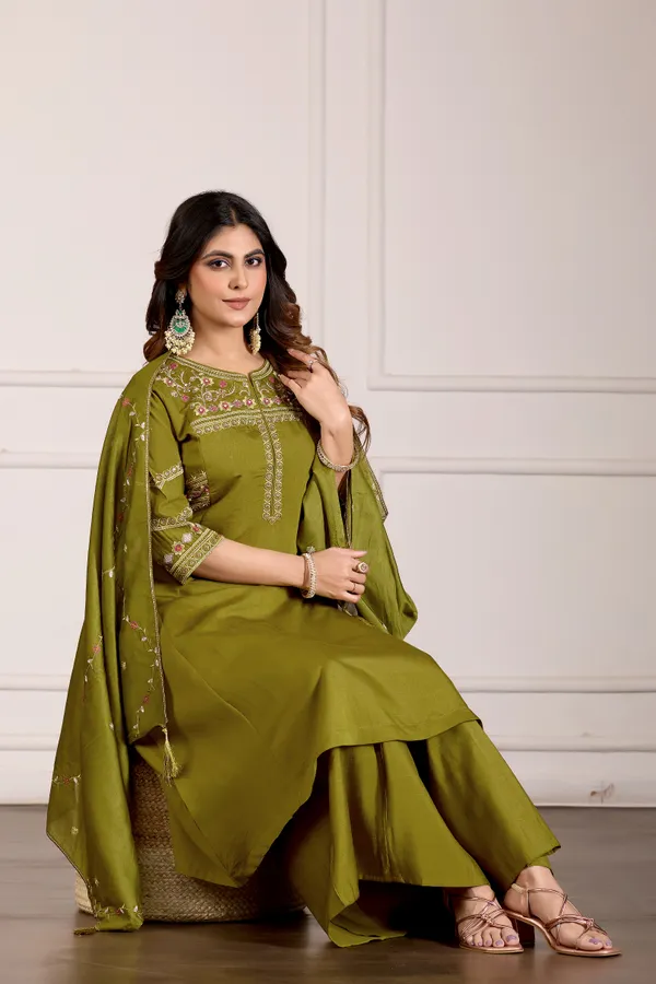 Mehendi_Green_Viscose_Silk_Anarkali_Kurti_With_Palazzo_Dupatta_For_Women