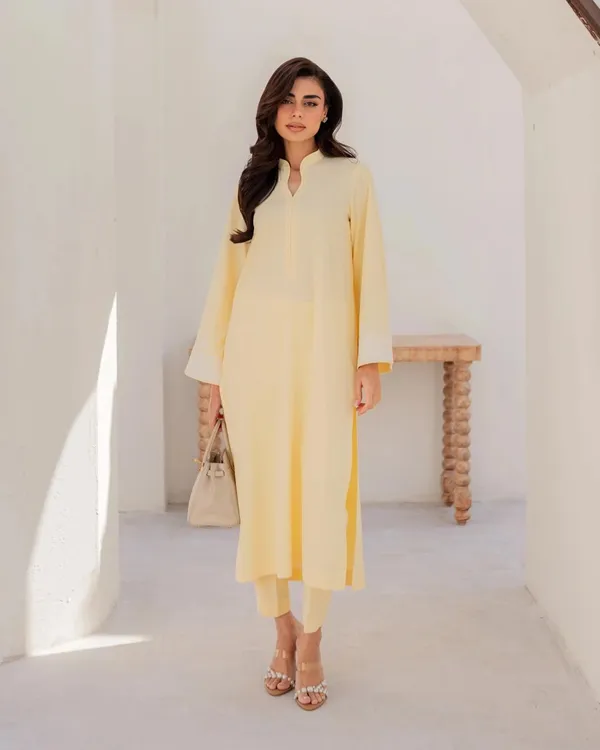 Yellow_Chanderi_Silk_Embroidered_Kurti_With_Pant_And_Dupatta_For_Women