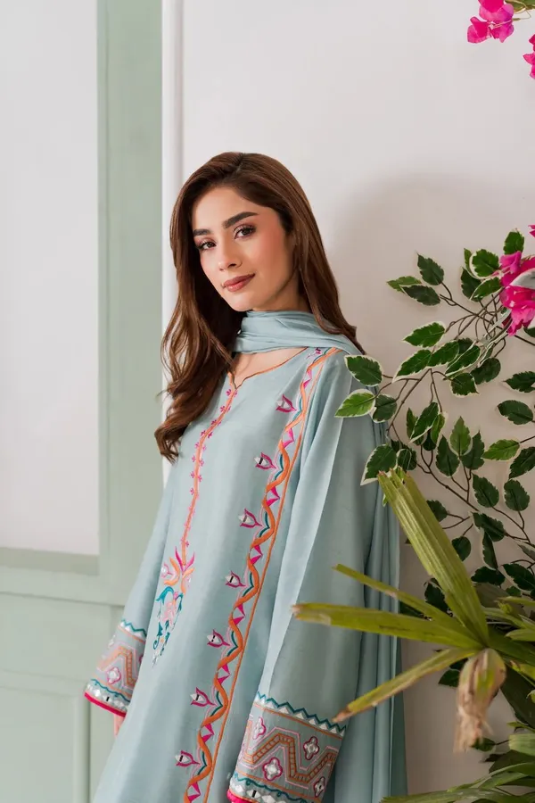 Teal_French_Crepe_Embroidered_Kurti_With_Pant_And_Dupatta_For_Women