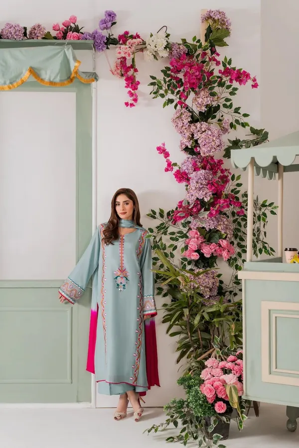 Teal_French_Crepe_Embroidered_Kurti_With_Pant_And_Dupatta_For_Women