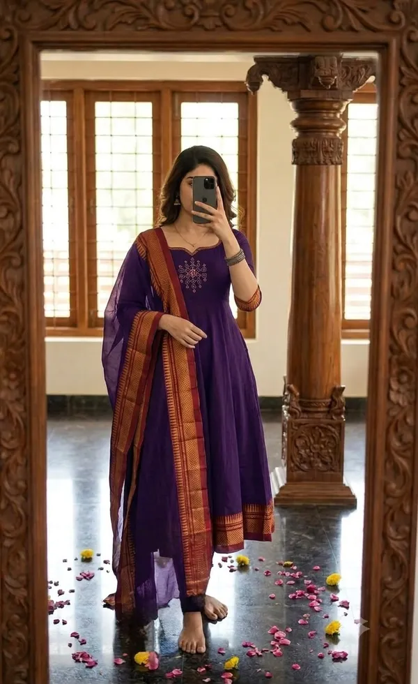 Introducing_New_Super_Trendy_Traditional_Outfit_For_upcoming_festivals
