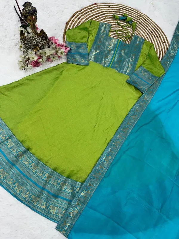 Green_Blue_Pv_Chanderi_Jacquard_Zari_Border_Kurti_With_Dupatta_For_Women