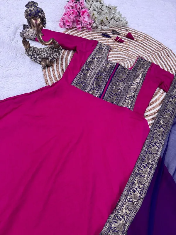 Purple_Pv_Chanderi_Jacquard_Zari_Border_Kurti_With_Dupatta_For_Women
