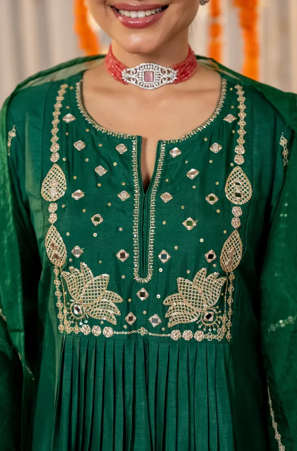 Green_Chanderi_Silk_Embroidered_Kurti_With_Pant_And_Dupatta_For_Women