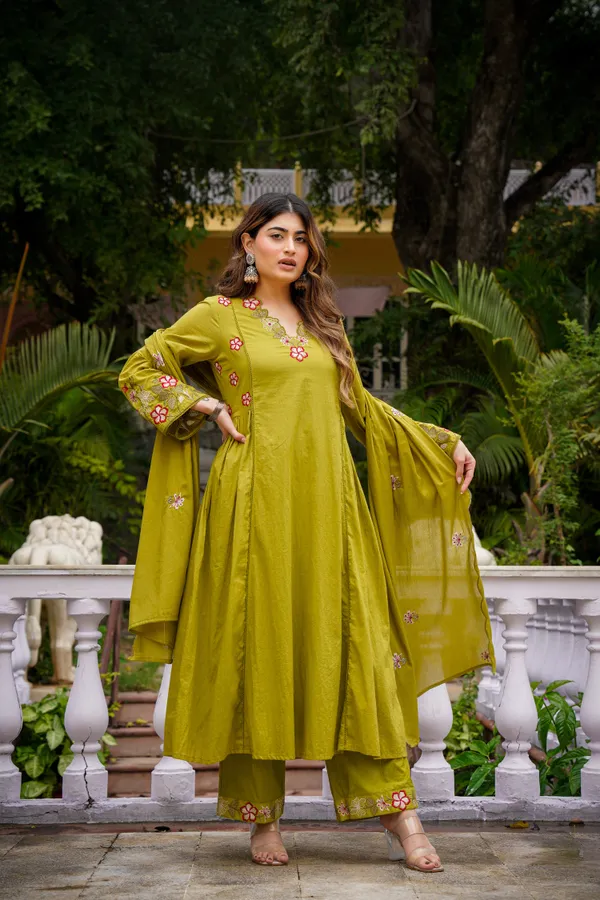 Yellow_Chanderi_Silk_Embroidered_Kurti_With_Pant_And_Dupatta_For_Women