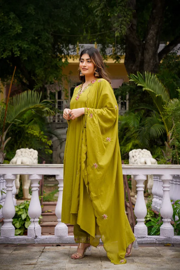 Yellow_Chanderi_Silk_Embroidered_Kurti_With_Pant_And_Dupatta_For_Women