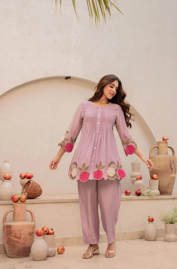 Women_Floral_Embroidered_Panelled_Thread_Work_Pure_Cotton_Kurti_with_Palazzos