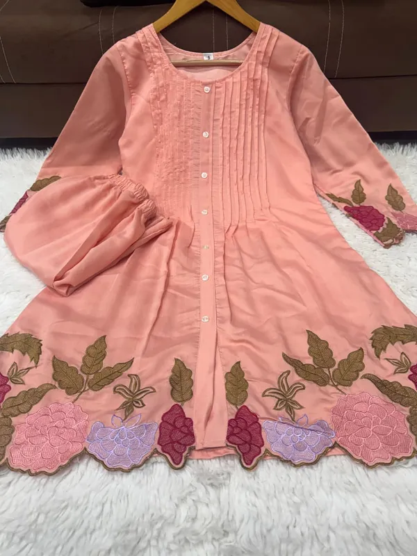 Women_Floral_Embroidered_Panelled_Thread_Work_Pure_Cotton_Kurti_with_Palazzos