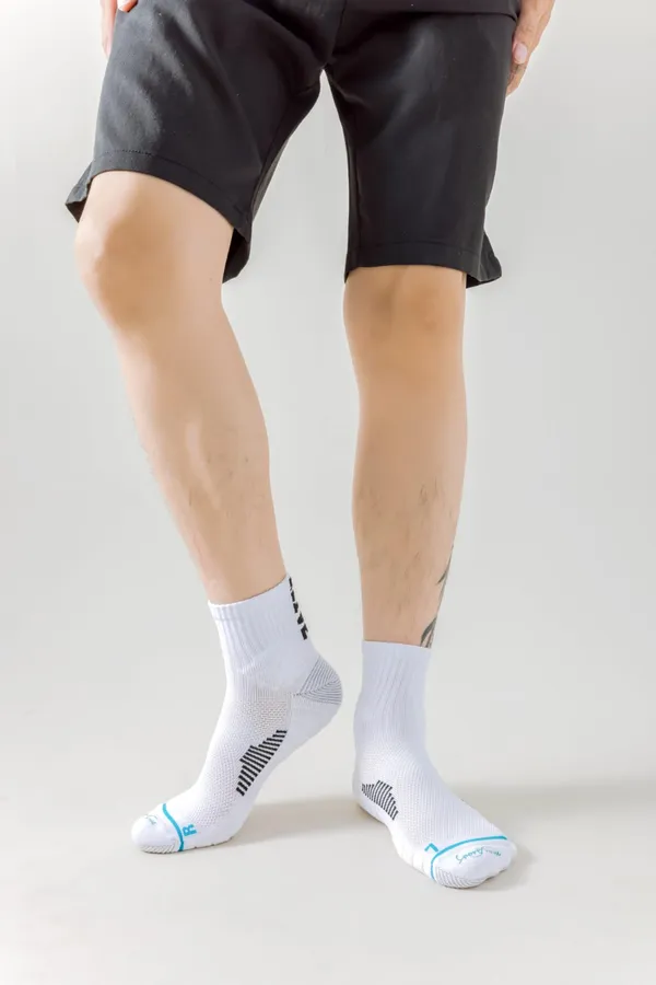 White_Arch_Support_Sports_Socks_For_Unisex