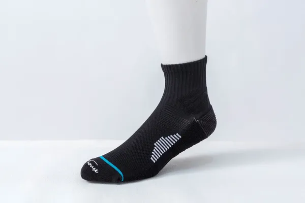 Black_Arch_Support_Sports_Socks_For_Unisex