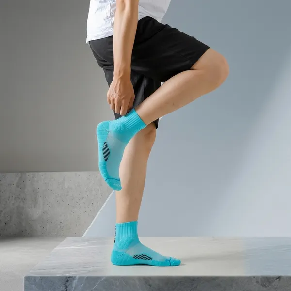 Sky_Blue_Ankle_Length_Sports_Socks_For_Unisex