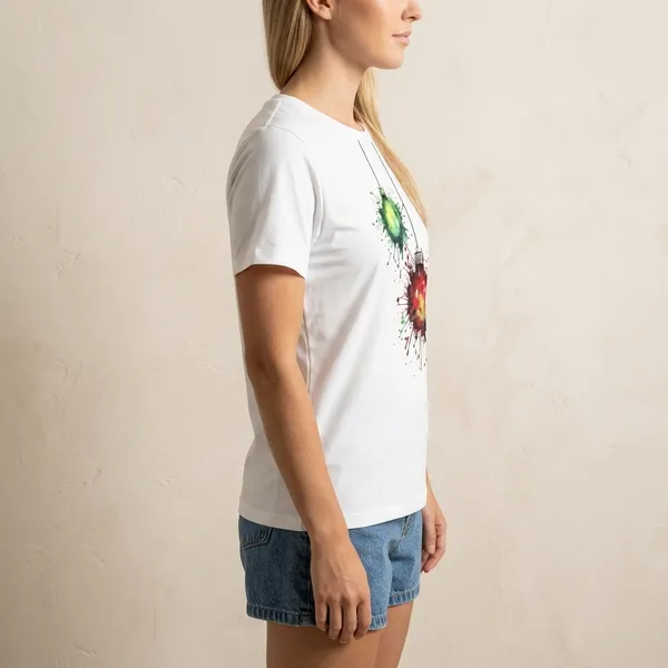 White_Graphic_Print_T_Shirt_For_Women