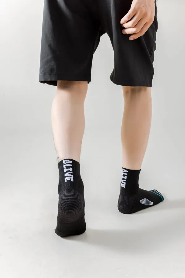 Black_Arch_Support_Sports_Socks_For_Unisex