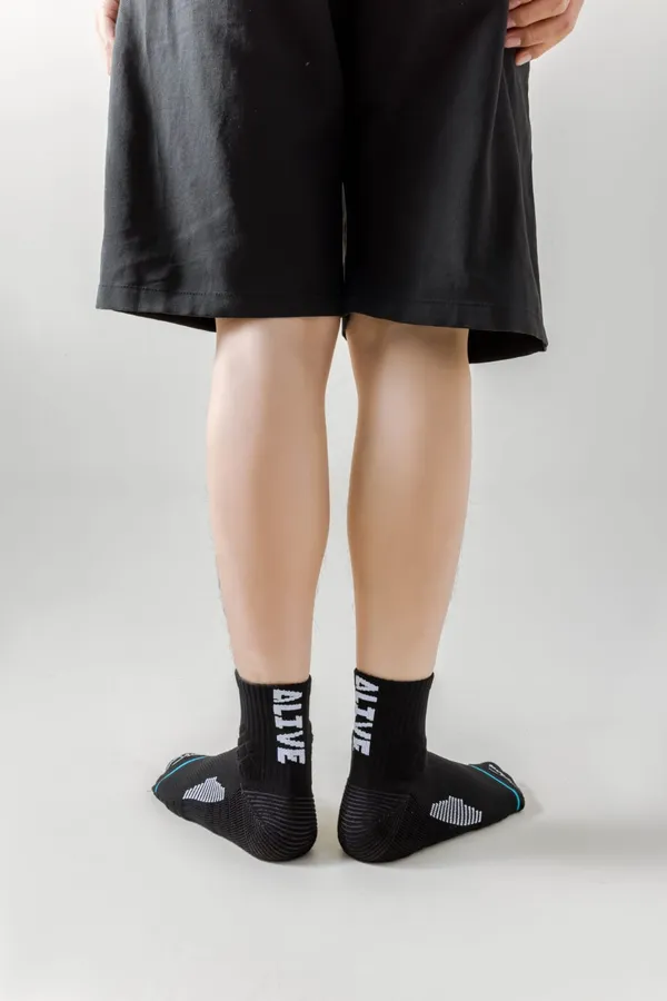 Black_Arch_Support_Sports_Socks_For_Unisex
