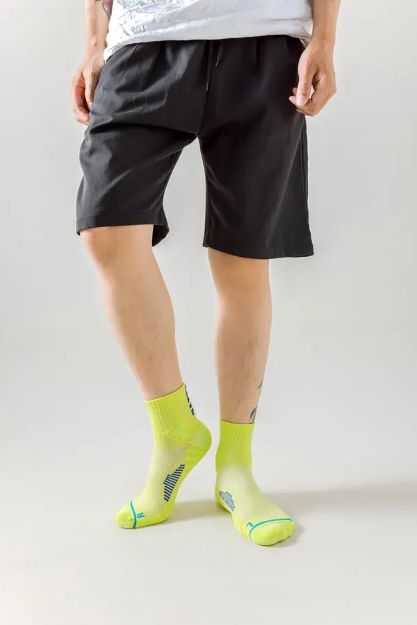 Green_Quarter_Length_Sports_Socks_For_Unisex