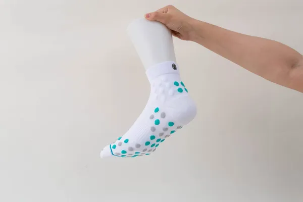 White_And_Blue_Anti_Slip_Grip_Sports_Socks_For_Unisex