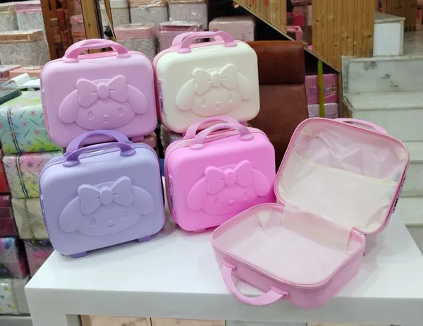 THE_HOMEROOTS_Multi-Purpose_Travel_Organizer_Bag_with_Handle_|_Portable_Vanity_&_Makeup_Storage_Case_|_Pooja_Dress_&_Accessories_Organizer_|_Cosmetic,_Toiletry_&_Jewellery_Carry_Case_|_Cute_Hard_Shell_Travel_Bag_