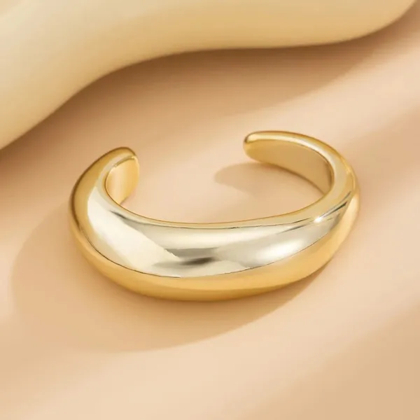 Gold_Stainless_Steel_Alloy_Bracelet_For_Women