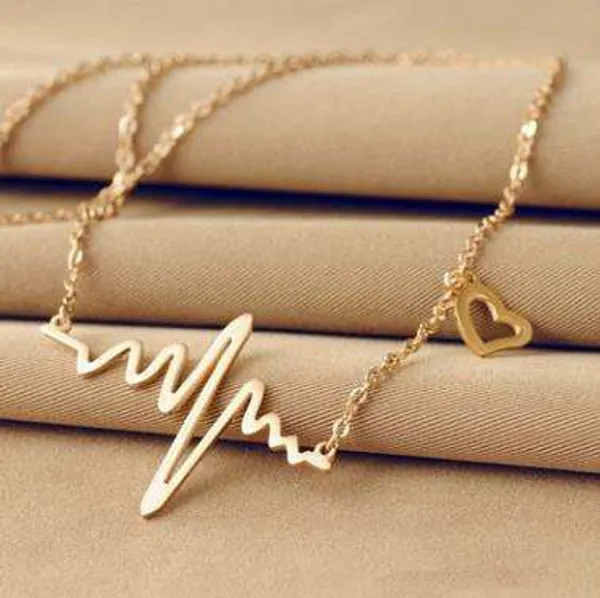 Gold_Stainless_Steel_Alloy_Necklace_For_Women