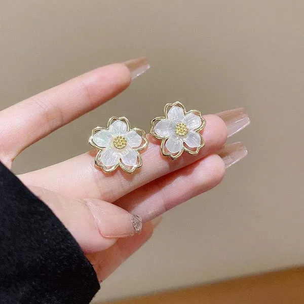 Gold_Stainless_Steel_Alloy_Earrings_For_Women