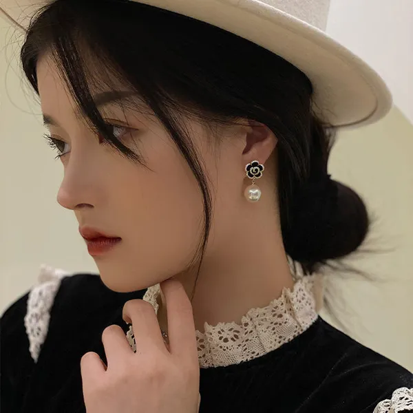 Black_Stainless_Steel_Alloy_Earrings_For_Women