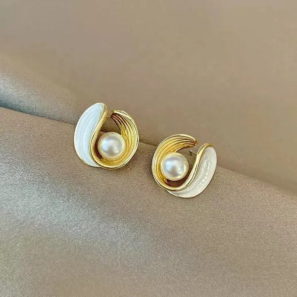 Gold_Stainless_Steel_Alloy_Earrings_For_Women