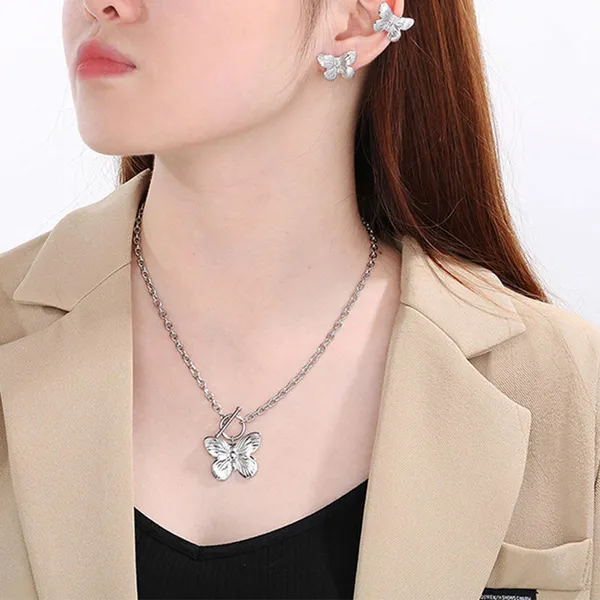 Silver_Stainless_Steel_Alloy_Necklace_For_Women