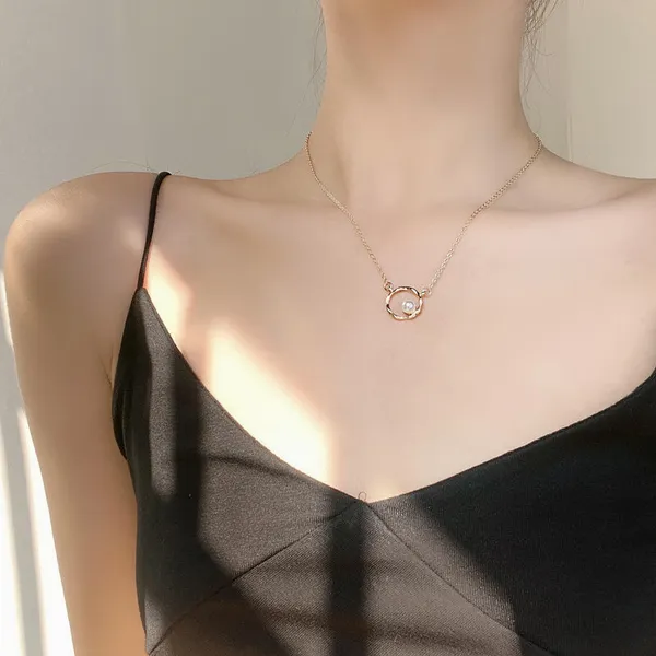 Gold_Stainless_Steel_Alloy_Necklace_For_Women