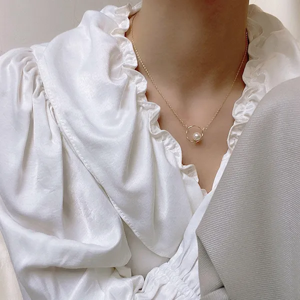 Gold_Stainless_Steel_Alloy_Necklace_For_Women