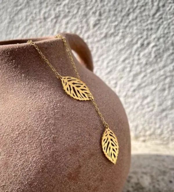 Gold_Stainless_Steel_Alloy_Necklace_For_Women