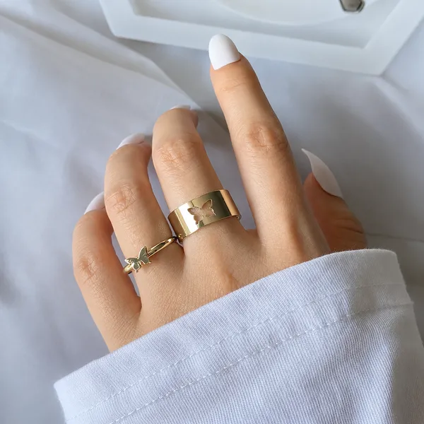Gold_Stainless_Steel_Alloy_Ring_For_Women_Set_Of_2