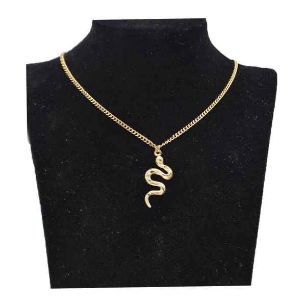 Gold_Stainless_Steel_Alloy_Necklace_For_Women