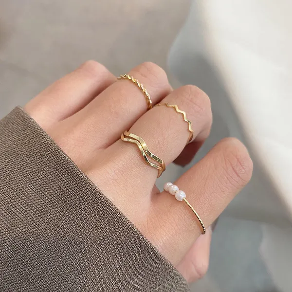 Gold_Stainless_Steel_Alloy_Ring_For_Women_Set_Of_5