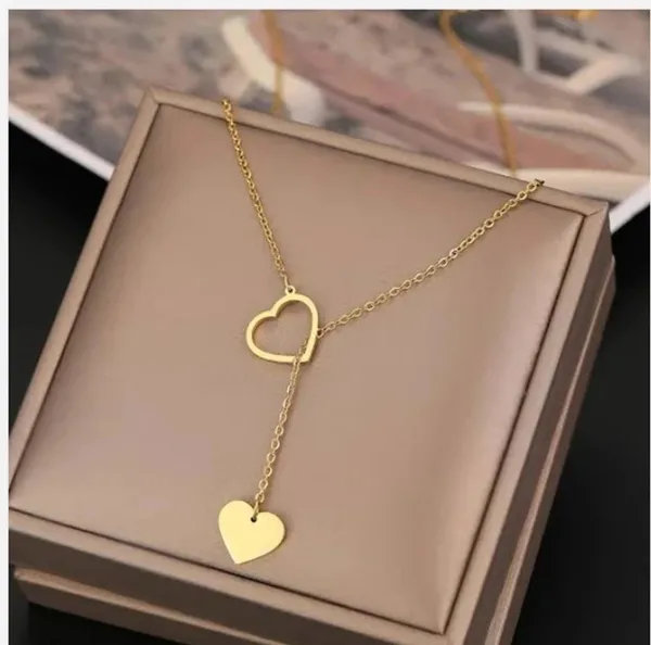 Gold_Stainless_Steel_Alloy_Necklace_For_Women