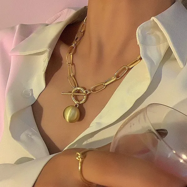 Gold_Stainless_Steel_Alloy_Necklace_For_Women