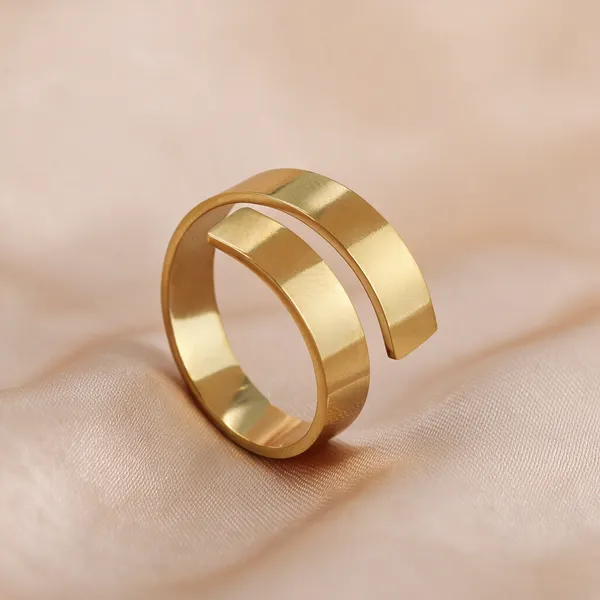 Gold_Stainless_Steel_Alloy_Ring_For_Women
