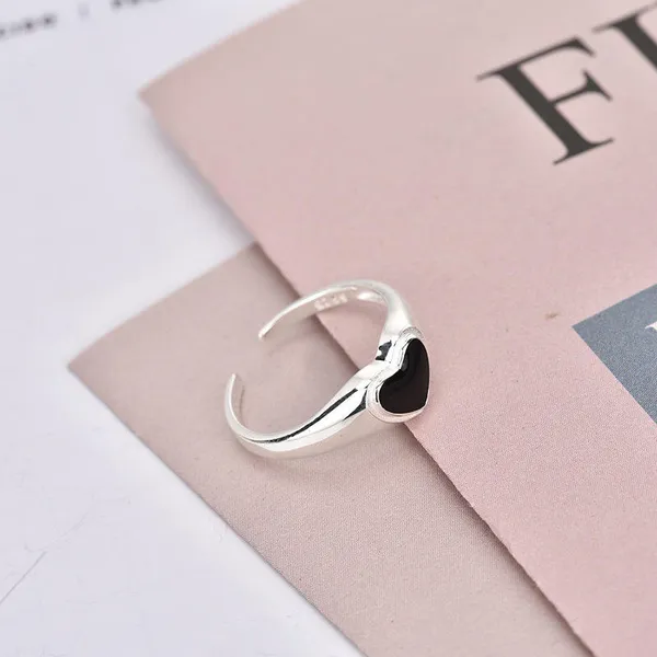Silver_Stainless_Steel_Alloy_Ring_For_Women