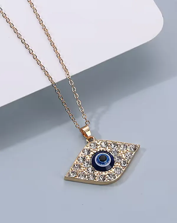 Gold_Stainless_Steel_Alloy_Necklace_For_Women