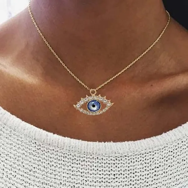 Gold_Stainless_Steel_Alloy_Necklace_For_Women