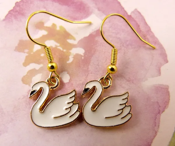 Gold_Stainless_Steel_Alloy_Earrings_For_Women