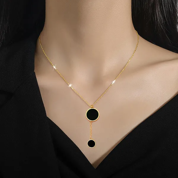 Black_Stainless_Steel_Alloy_Necklace_For_Women