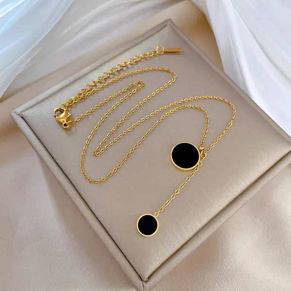 Black_Stainless_Steel_Alloy_Necklace_For_Women