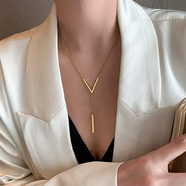 Gold_Stainless_Steel_Alloy_Necklace_For_Women