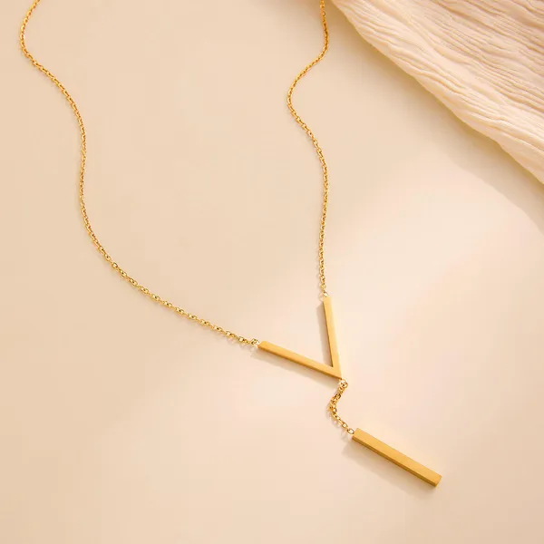 Gold_Stainless_Steel_Alloy_Necklace_For_Women