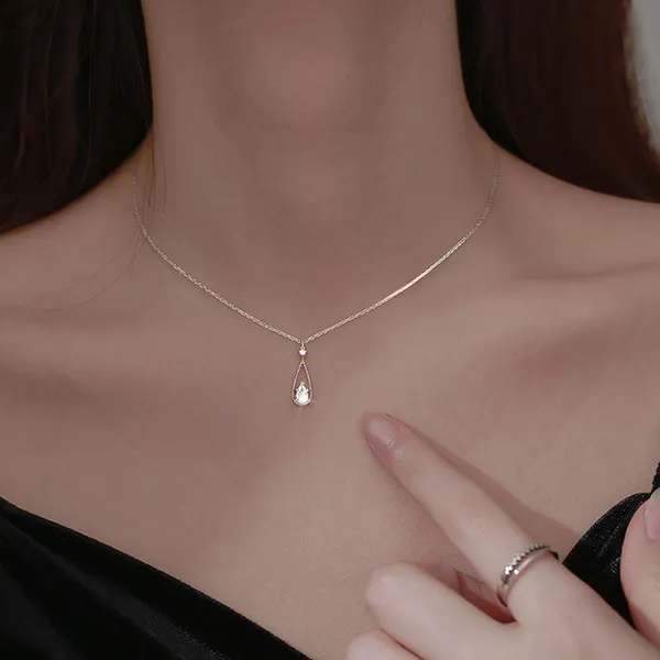 Silver_Stainless_Steel_Alloy_Necklace_For_Women