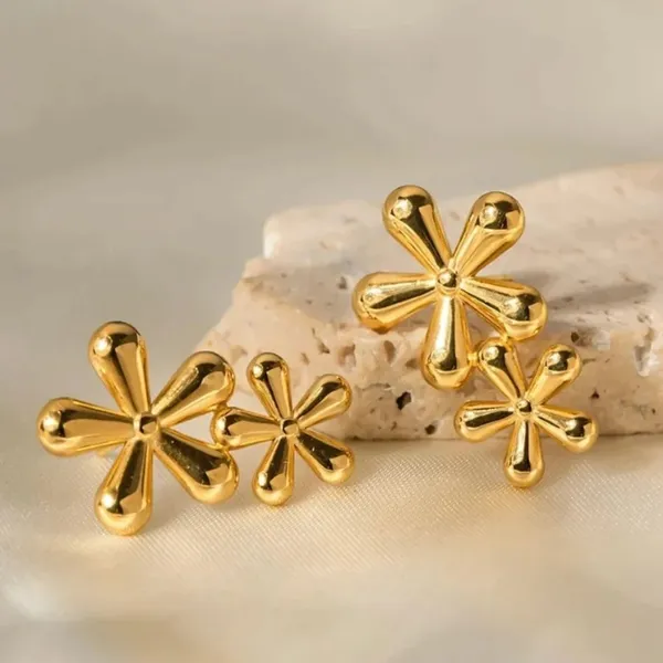 Gold_Stainless_Steel_Alloy_Earrings_For_Women