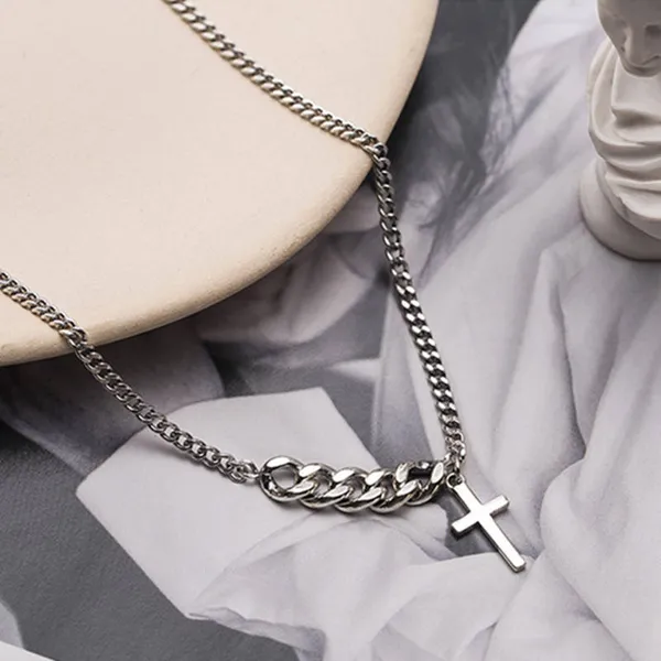 Silver_Stainless_Steel_Alloy_Necklace_For_Women