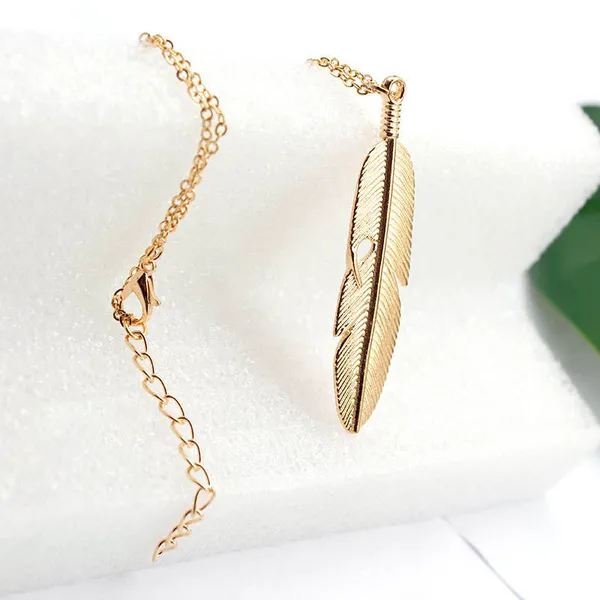Gold_Stainless_Steel_Alloy_Necklace_For_Women